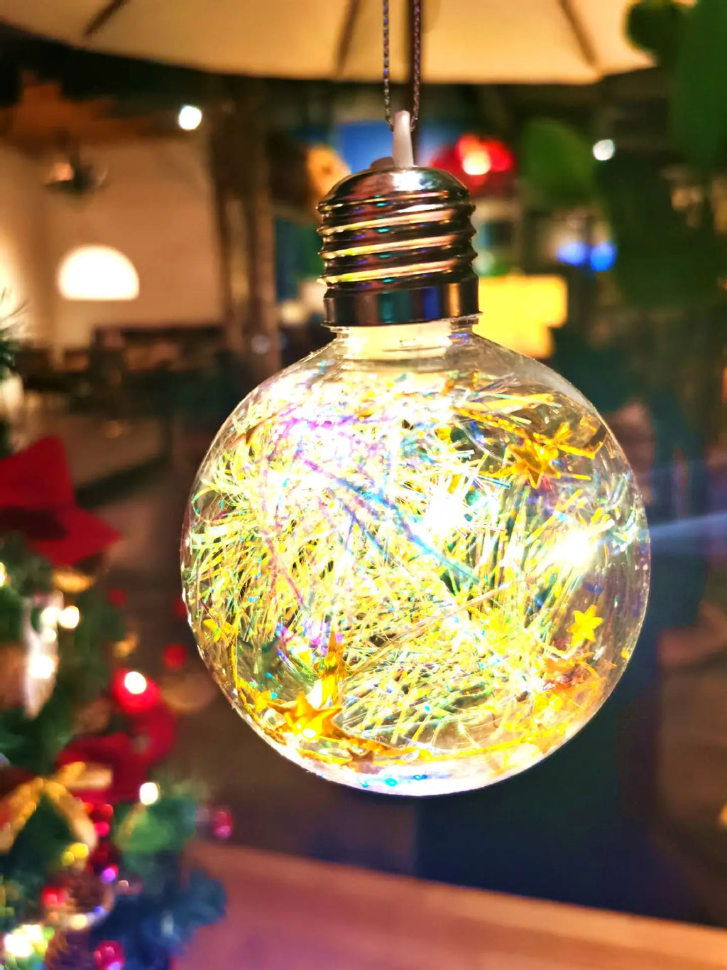 6pcs Christmas balls with lights